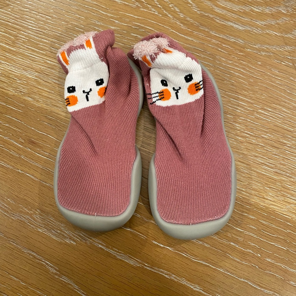 Tiny Explorings Bunny Shoe 12-18 months